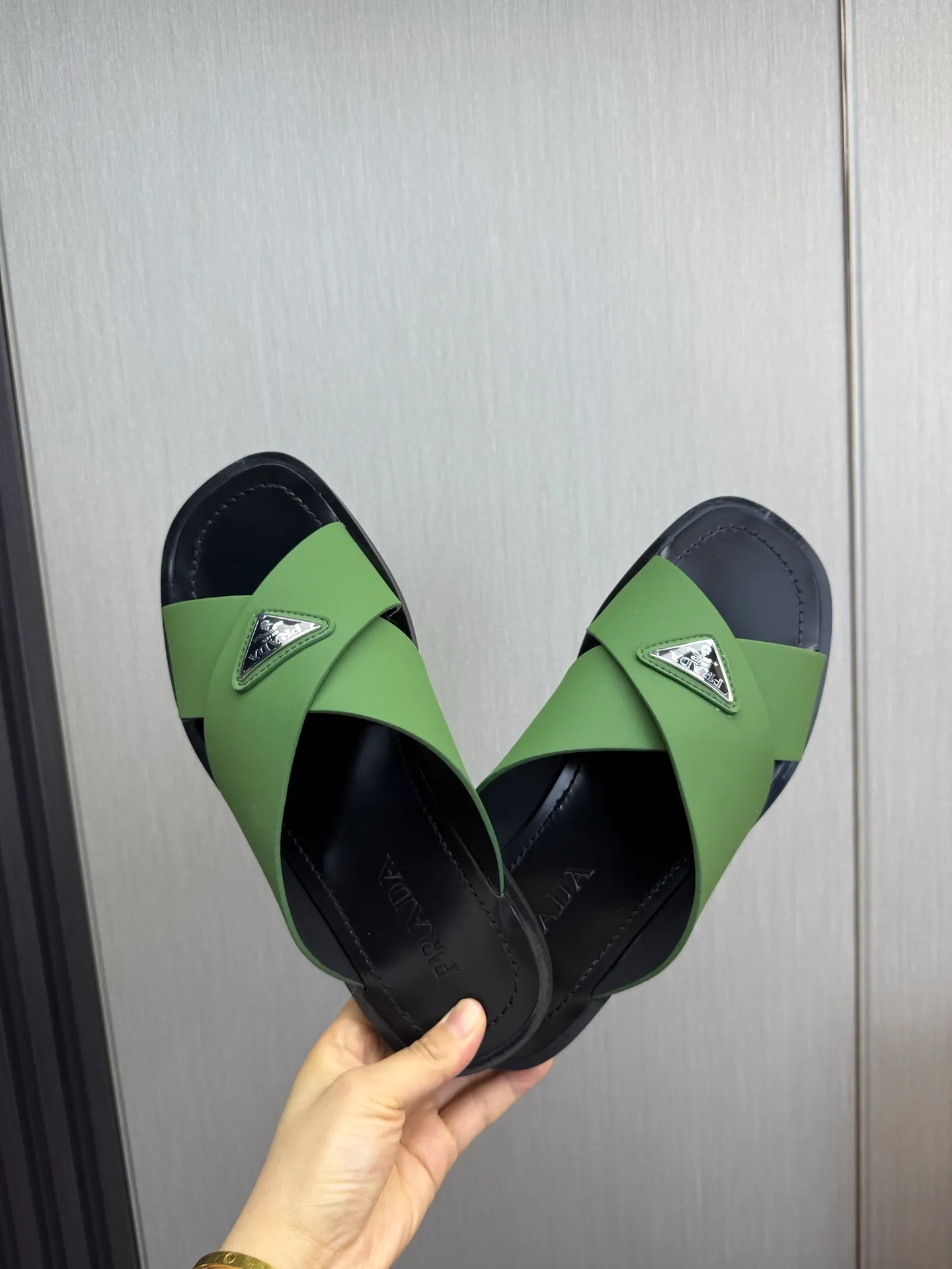 Factory price 340💰 ＰＲＡＤＡPrada - popular men's slippers hot sale 🔥 🩴Official website one to one production 38-45 sizes 45 46 🉑️Customized!